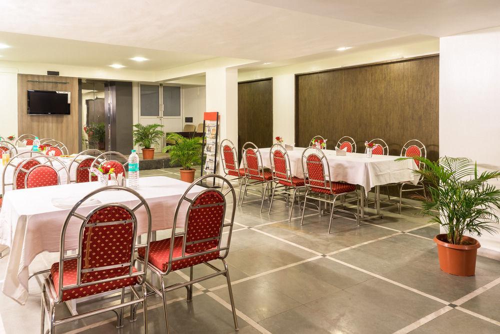 Treebo Trend Royal Kourt Aurangabad Hotel Eksteriør billede